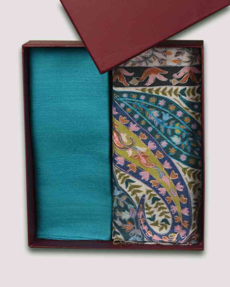 Cream Fine Wool Kalamkari Embroidery Shawl & Turquoise Fine Wool Diamond Weave Muffler Combo